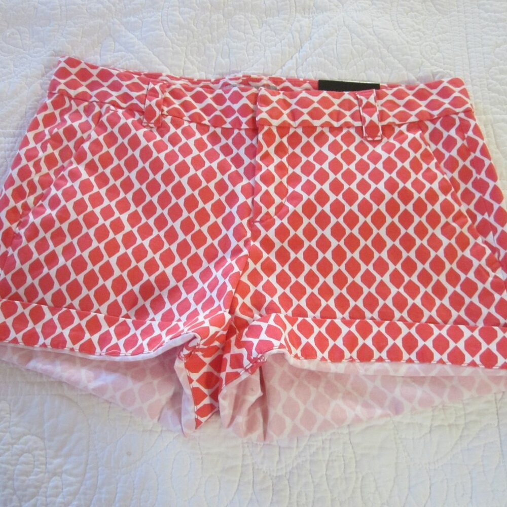 Banana Republic Shorts 4 Pink Geometric Print 4 1/2" Shorts